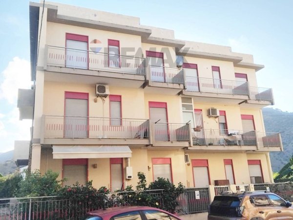 appartamento in vendita ad Oliveri