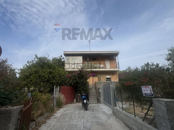 appartamento in vendita ad Oliveri