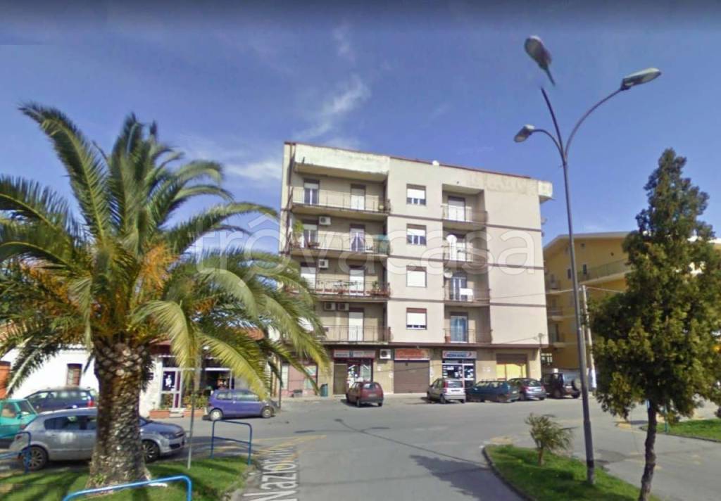 appartamento in vendita a Pace del Mela in zona Giammoro