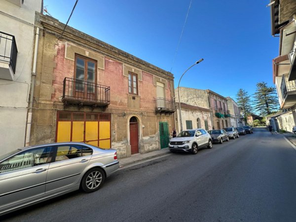 casa indipendente in vendita a Pace del Mela in zona Giammoro