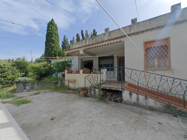 casa indipendente in vendita a Pace del Mela