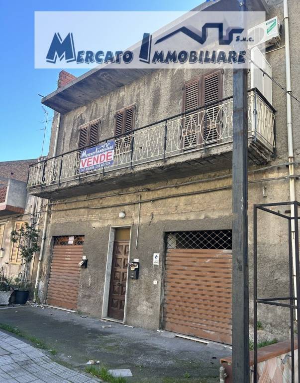 appartamento in vendita a Pace del Mela in zona Giammoro