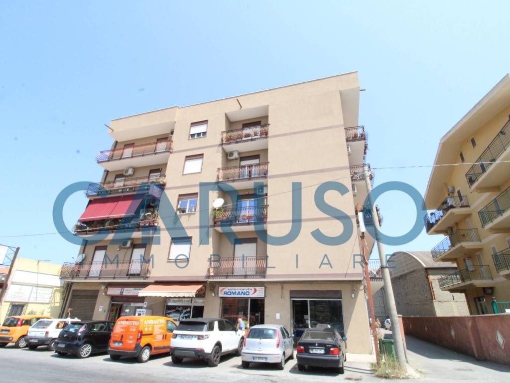 appartamento in vendita a Pace del Mela in zona Giammoro