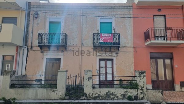 casa indipendente in vendita a Pace del Mela