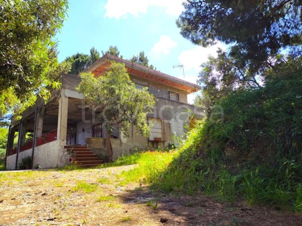 casa indipendente in vendita a Pace del Mela