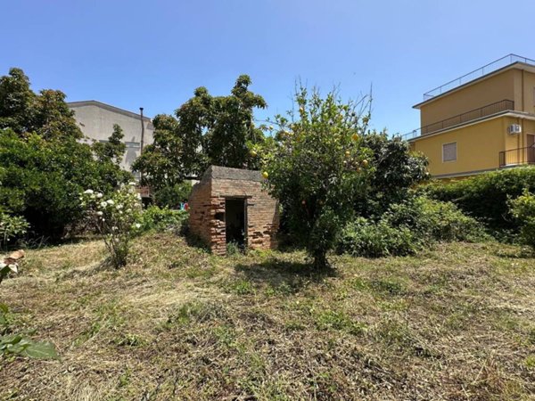 casa indipendente in vendita a Pace del Mela