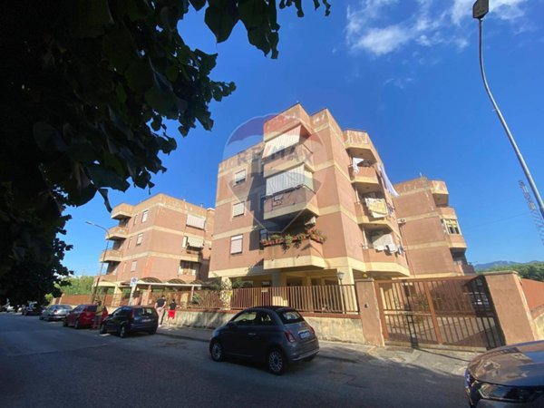 appartamento in vendita a Pace del Mela in zona Giammoro