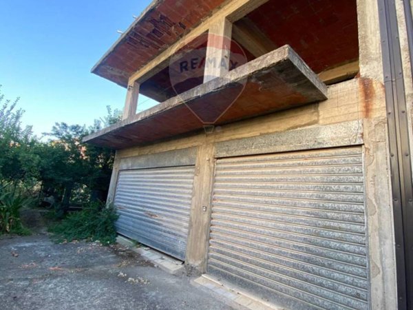 casa indipendente in vendita a Pace del Mela