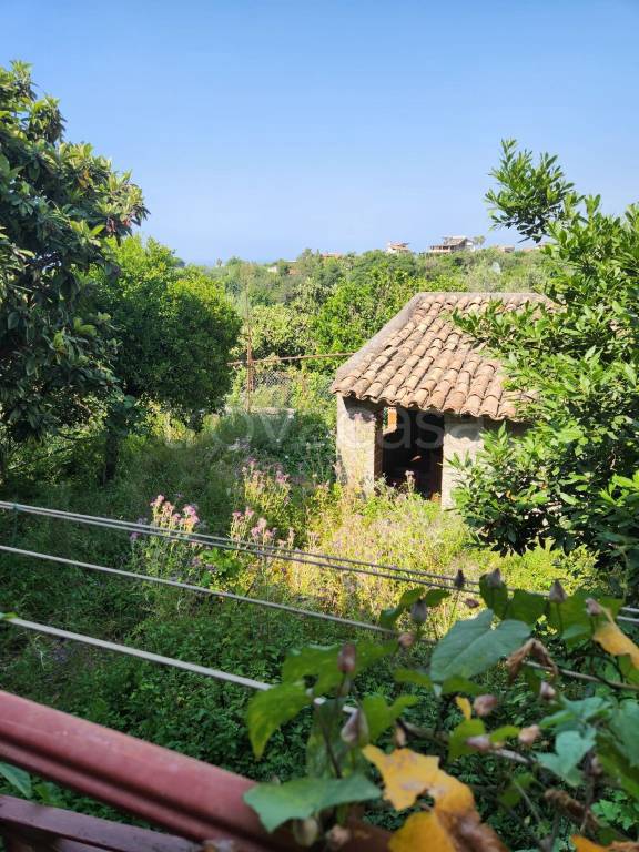 casa indipendente in vendita a Pace del Mela