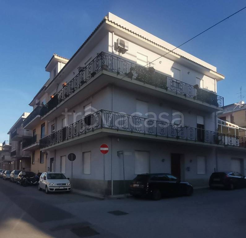 appartamento in vendita a Pace del Mela in zona Giammoro