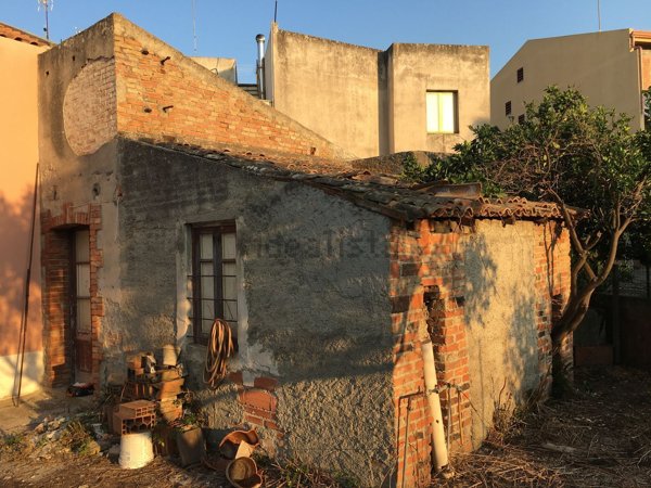 casa indipendente in vendita a Pace del Mela