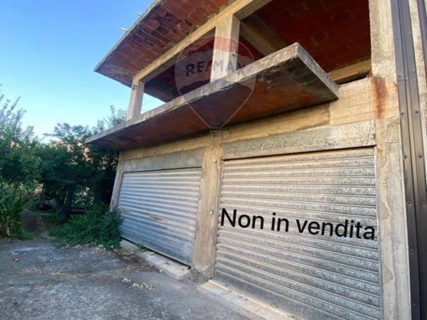 casa indipendente in vendita a Pace del Mela