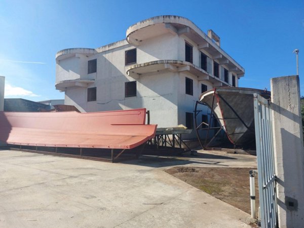 casale in vendita a Pace del Mela in zona Giammoro