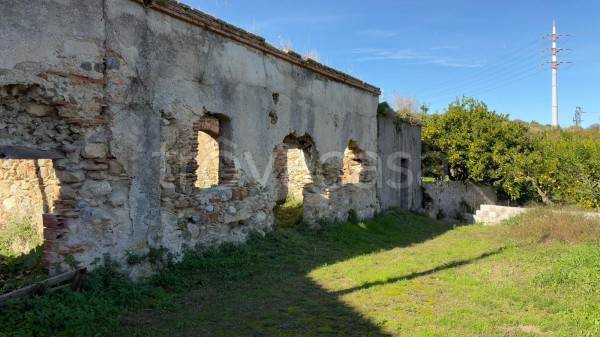 casale in vendita a Pace del Mela in zona Giammoro