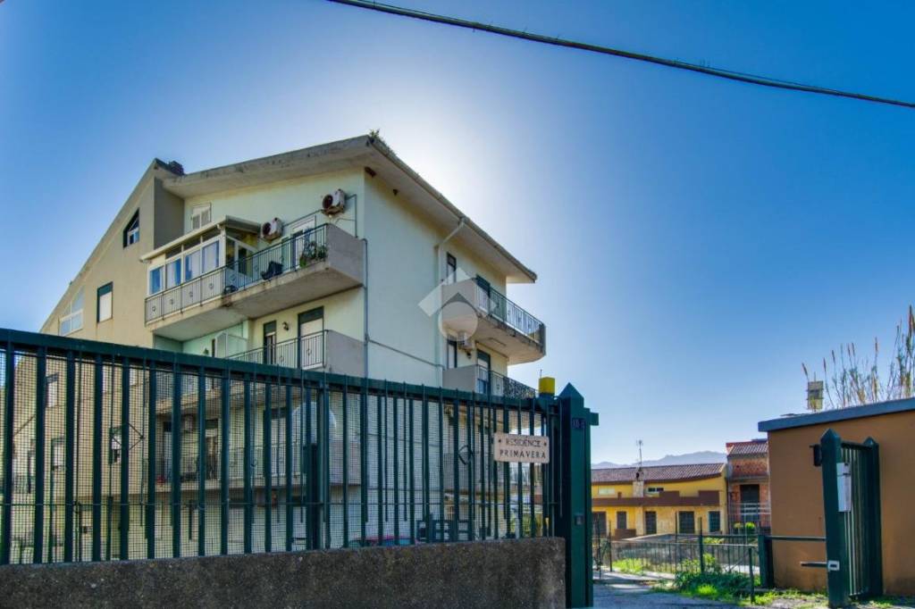 appartamento in vendita a Pace del Mela in zona Giammoro
