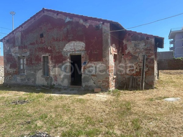 casa indipendente in vendita a Pace del Mela in zona Giammoro