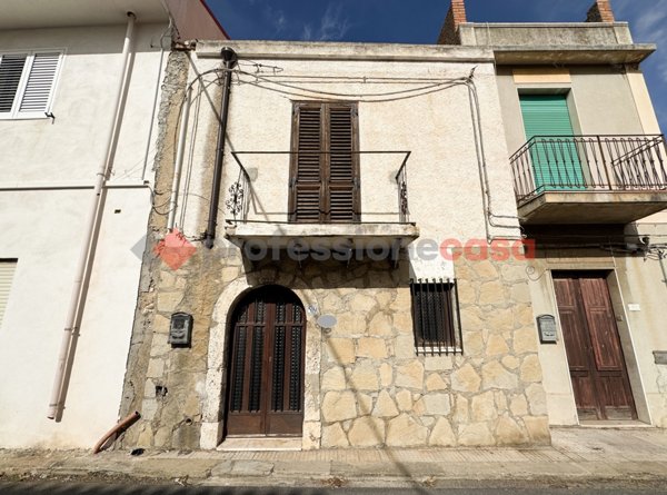 casa indipendente in vendita a Pace del Mela