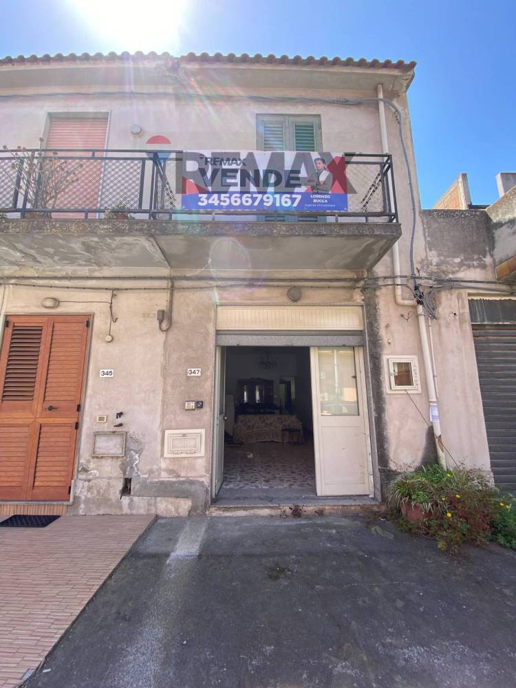 casa indipendente in vendita a Pace del Mela in zona Giammoro