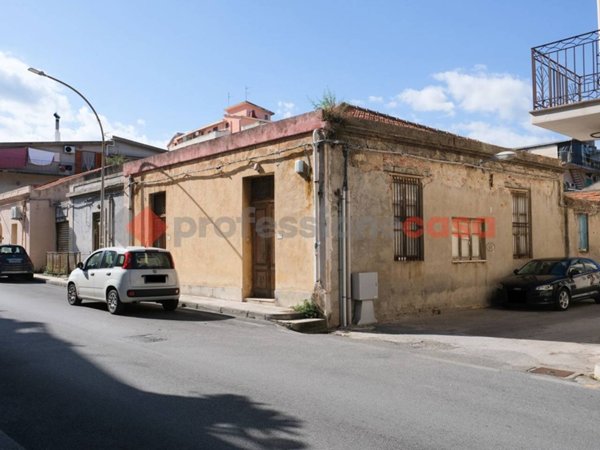 casa indipendente in vendita a Pace del Mela in zona Giammoro