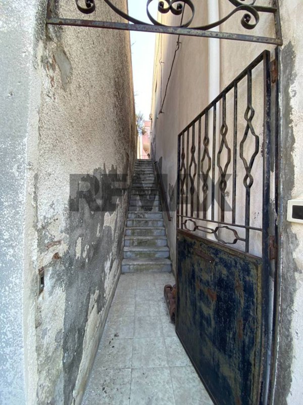 casa semindipendente in vendita a Pace del Mela in zona Giammoro