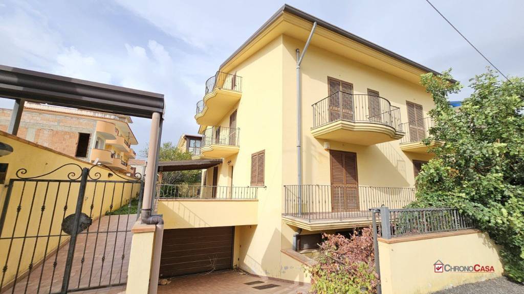 casa indipendente in vendita a Pace del Mela