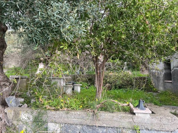 villa in vendita a Pagliara in zona Rocchenere