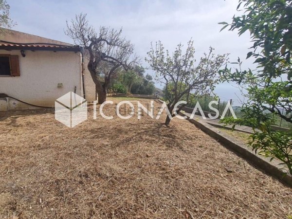 casa indipendente in vendita a Pagliara