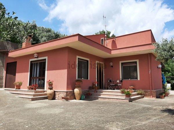 casa indipendente in vendita a Pagliara