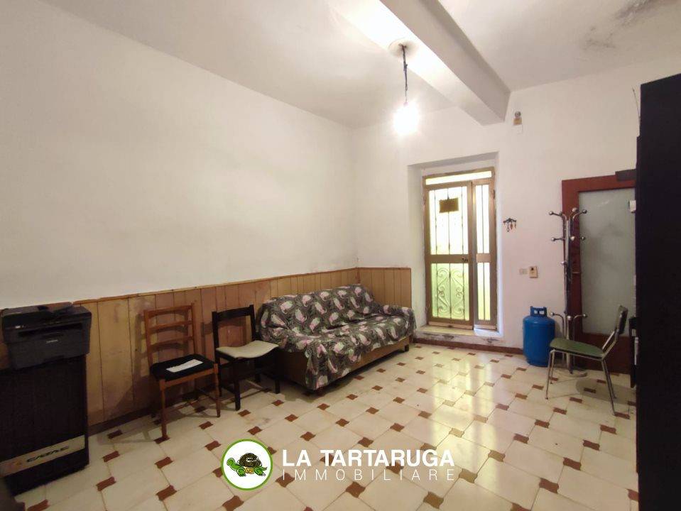 appartamento in vendita a Pagliara in zona Rocchenere