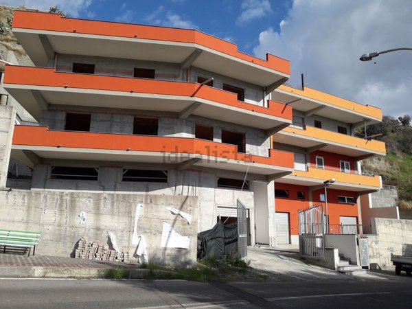 appartamento in vendita a Pagliara in zona Rocchenere