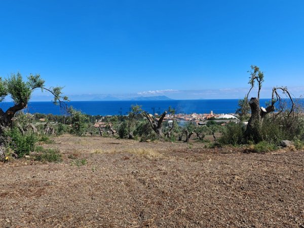 casale in vendita a Patti in zona Mongiove