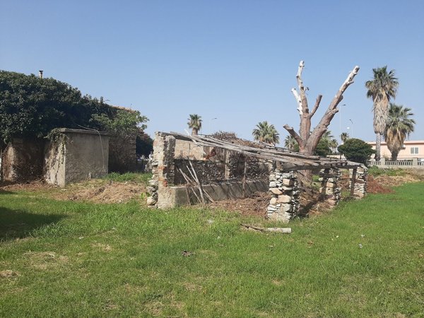 esavano in vendita a Patti