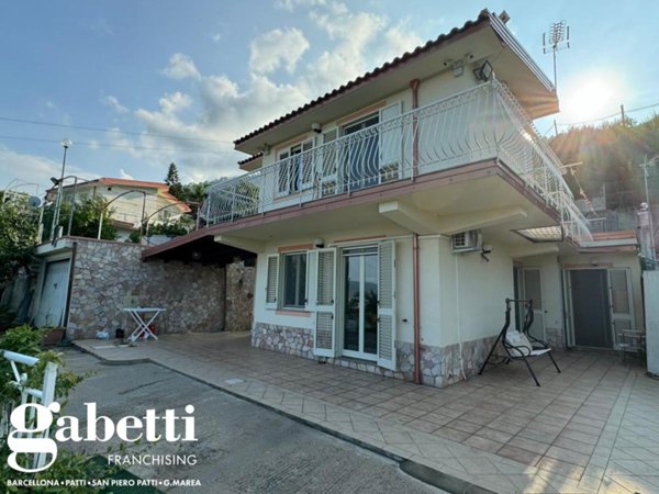 casa indipendente in vendita a Patti