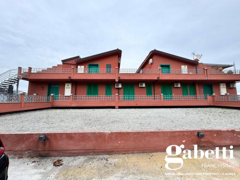 casa indipendente in vendita a Patti