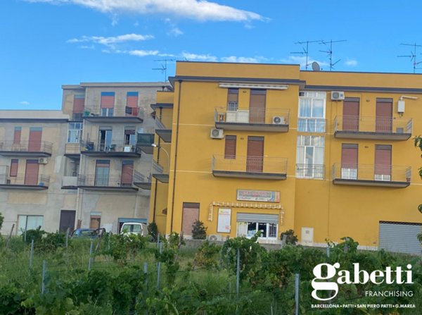 appartamento in vendita a Patti in zona Mongiove