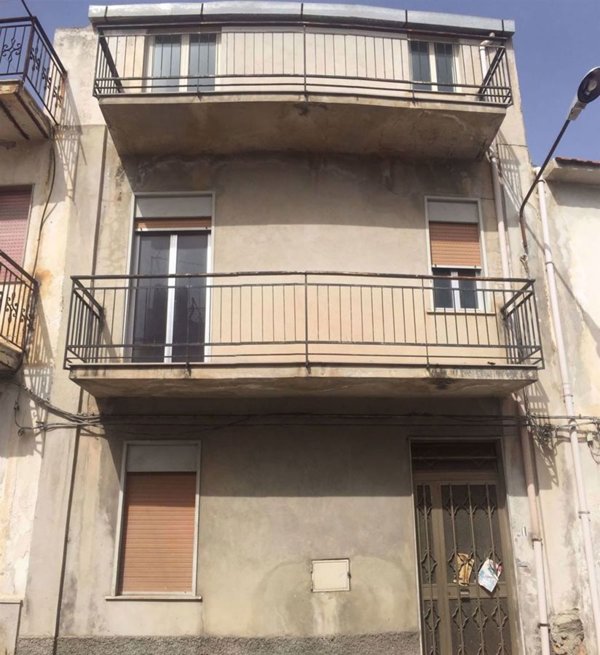 casa indipendente in vendita a Patti in zona Gallo