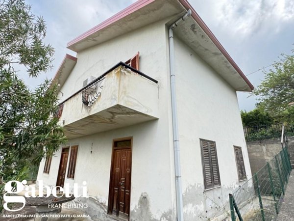 casa indipendente in vendita a Patti