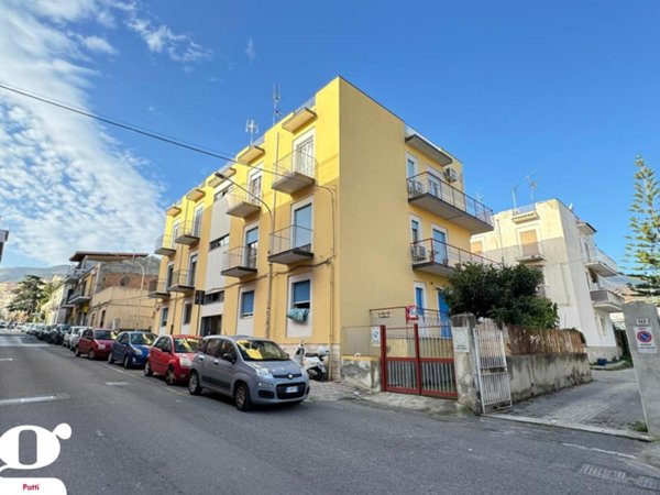 appartamento in vendita a Patti