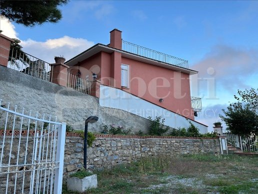 casa indipendente in vendita a Patti in zona Sorrentini