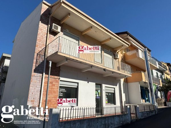 appartamento in vendita a Patti in zona Scala