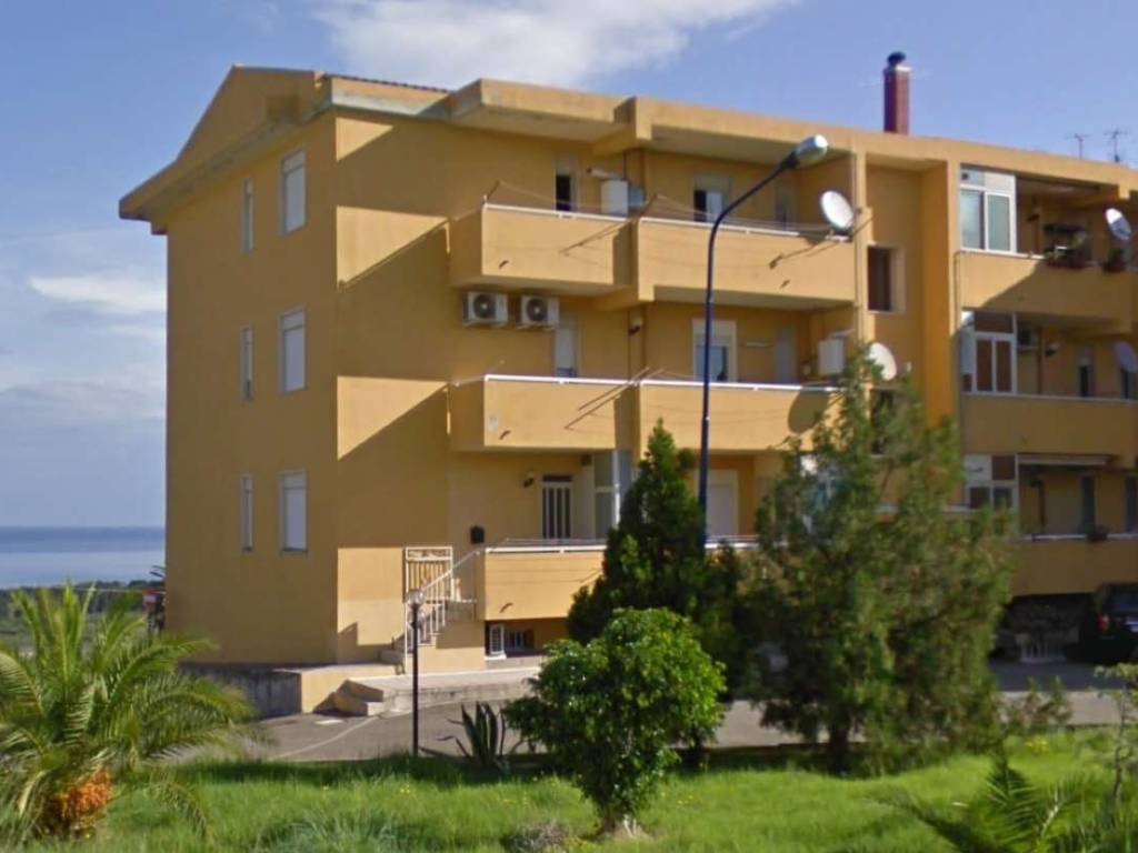 appartamento in vendita a Patti in zona Case Nuove Russo