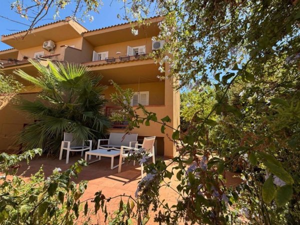 casa indipendente in vendita a Patti