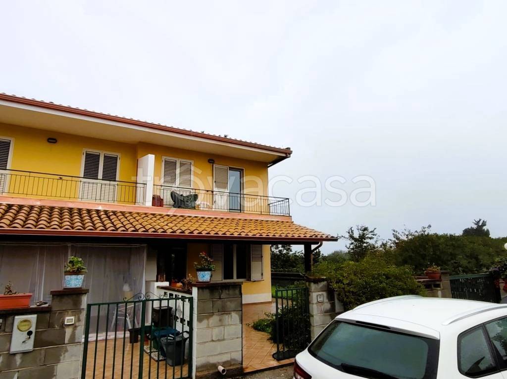 casa indipendente in vendita a Patti in zona Mongiove