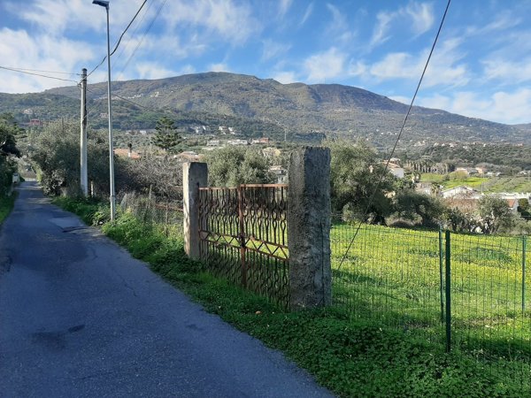 casa indipendente in vendita a Patti