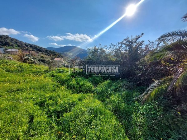 casa indipendente in vendita a Patti