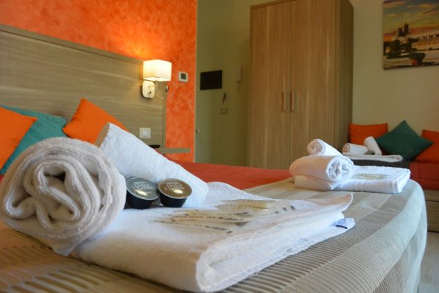 negozio in vendita a Patti in zona Tindari