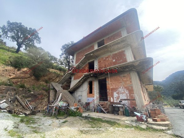 casa indipendente in vendita a Patti