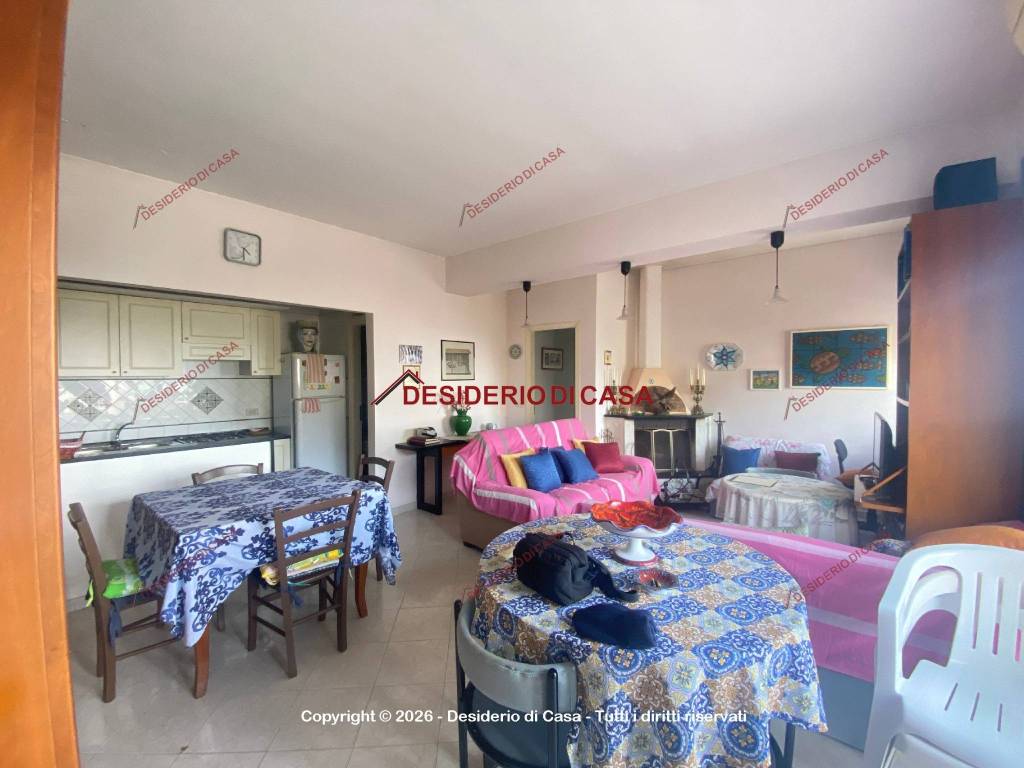 appartamento in vendita a Patti in zona Mongiove