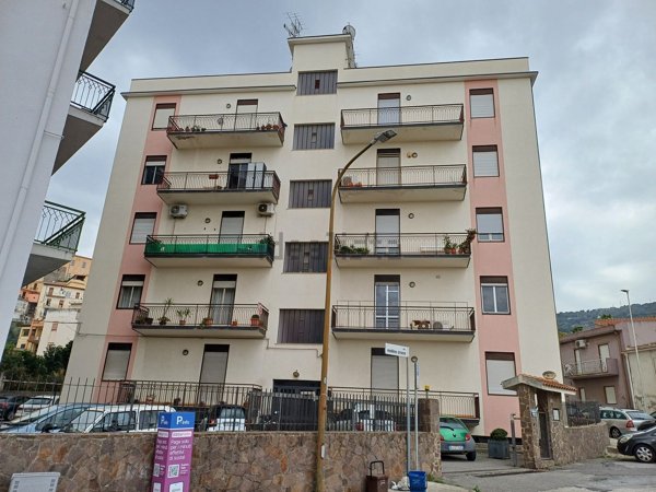 appartamento in vendita a Patti