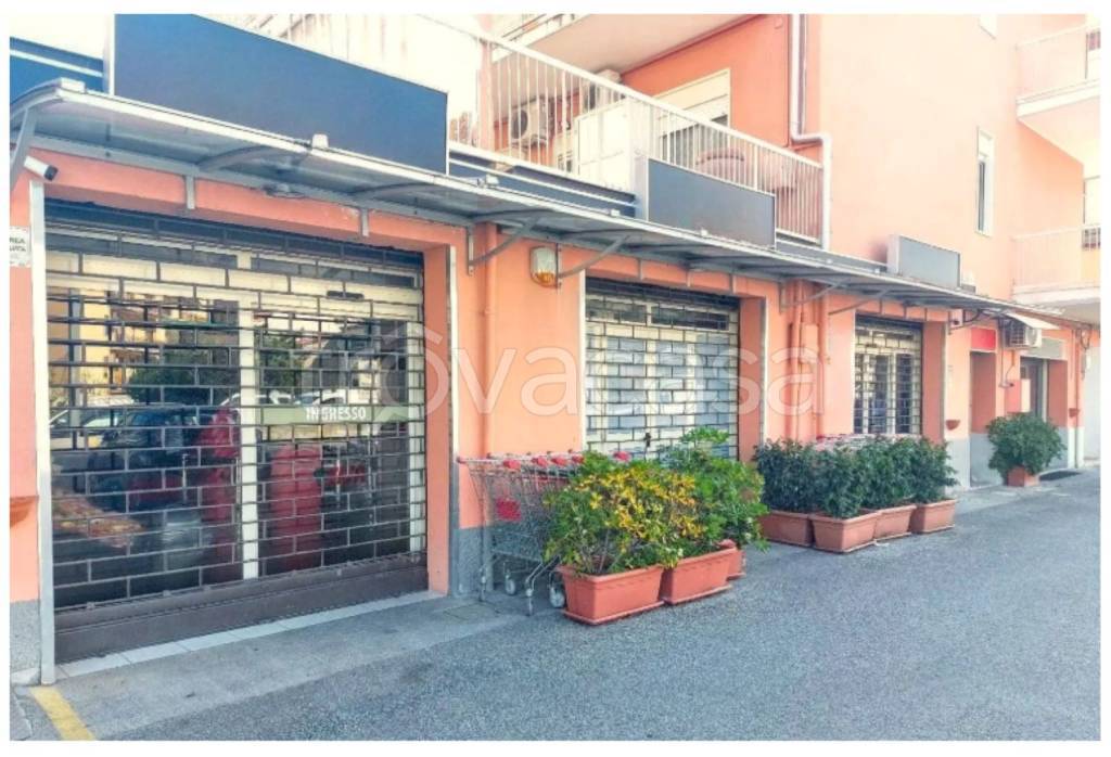 negozio in vendita a Patti